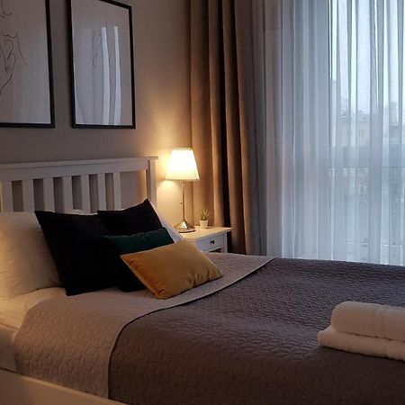 Grochowska Apartment Warsawa Bagian luar foto